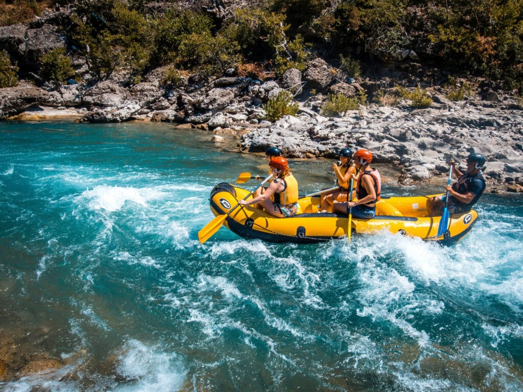 Landing page carousel: wild river rafting
