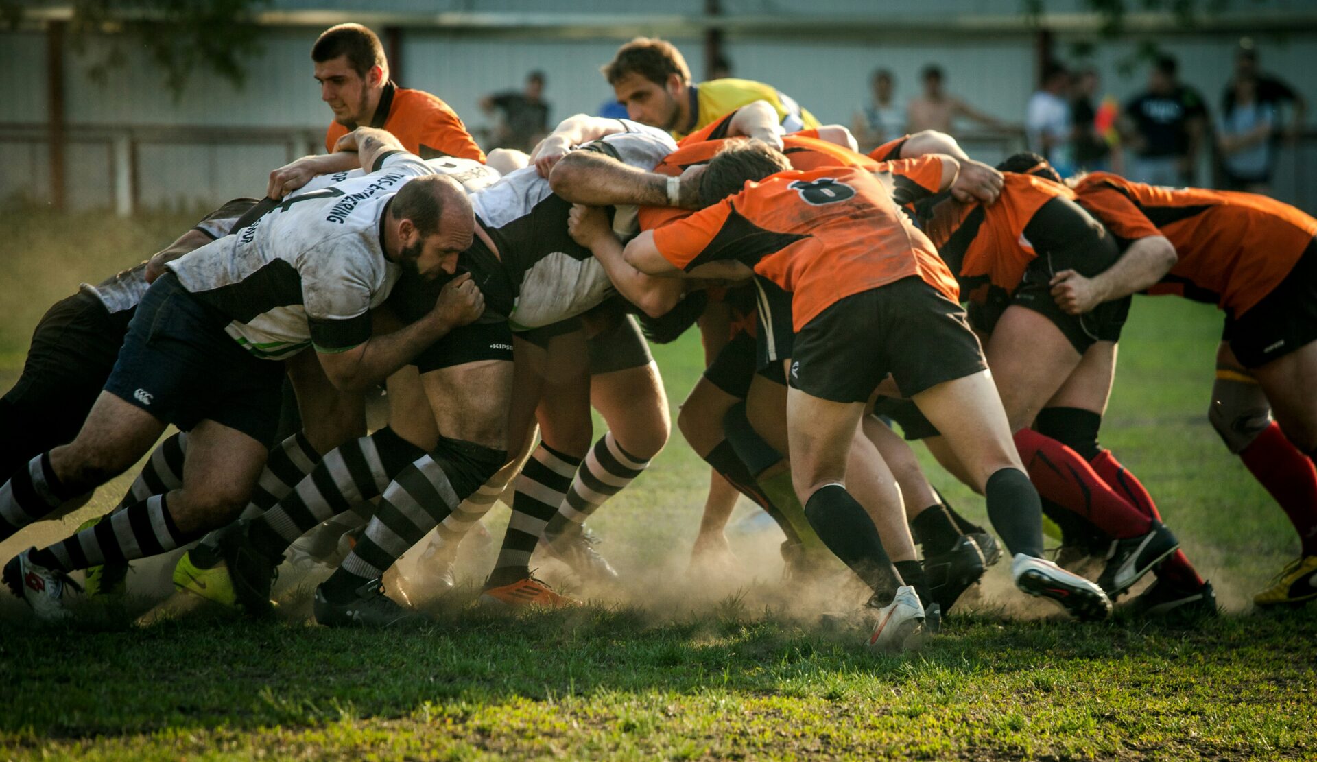 Landing Page carousel: Rugby Scrum
